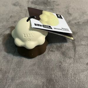 Bark SuperChewer! Brawny Brownie Sundae!